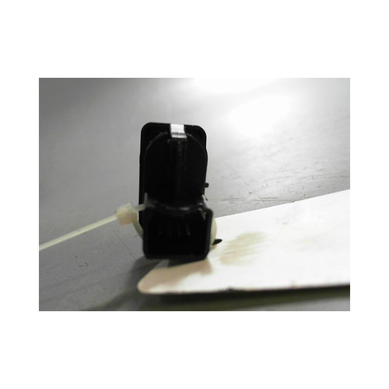 COMMANDE LEVE-GLACE PORTE AVD FORD MONDEO
