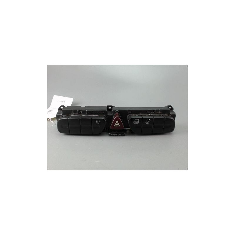BOUTON DE WARNING MERCEDES CLASSE C 00-04