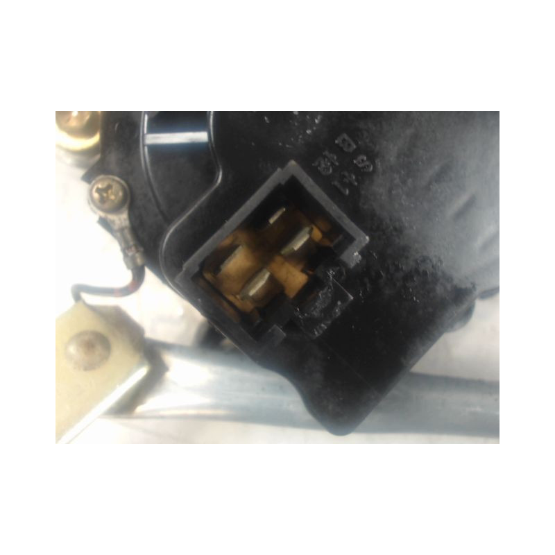 MECANISME ESSUIE-GLACE AVANT MAZDA 626 2000-2001