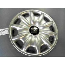 ENJOLIVEUR DE ROUE SEAT LEON 2000-2006