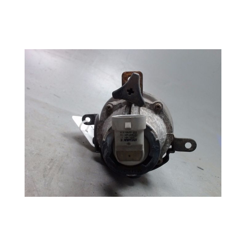 PHARE ANTIBROUILLARD AVANT GAUCHE HYUNDAI COUPE II -02