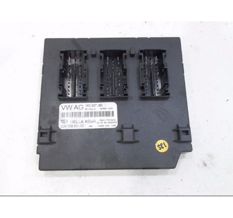 PLATINE FUSIBLE AV