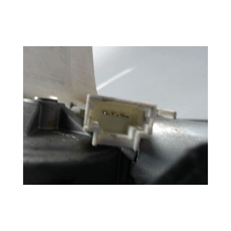 MECANISME ESSUIE-GLACE ARRIERE DACIA LOGAN MCV 2007-