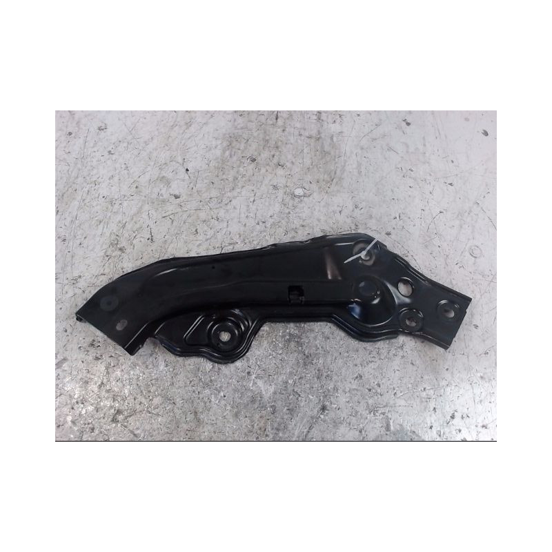 TOLE PORTE PHARE DROIT VOLKSWAGEN POLO 2009-