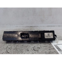 BOUTON DE WARNING PEUGEOT 3008 2009-