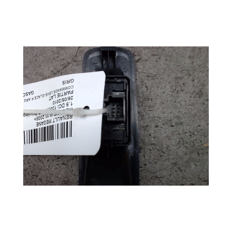 COMMANDE LEVE-GLACE PORTE ARG RENAULT MEGANE III 2008-