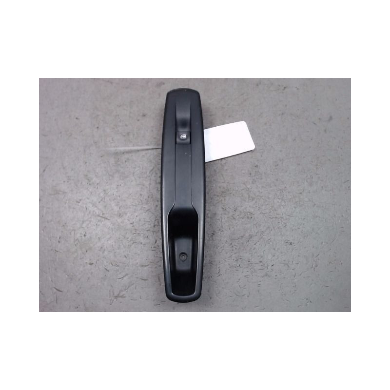COMMANDE LEVE-GLACE PORTE AVD RENAULT MEGANE