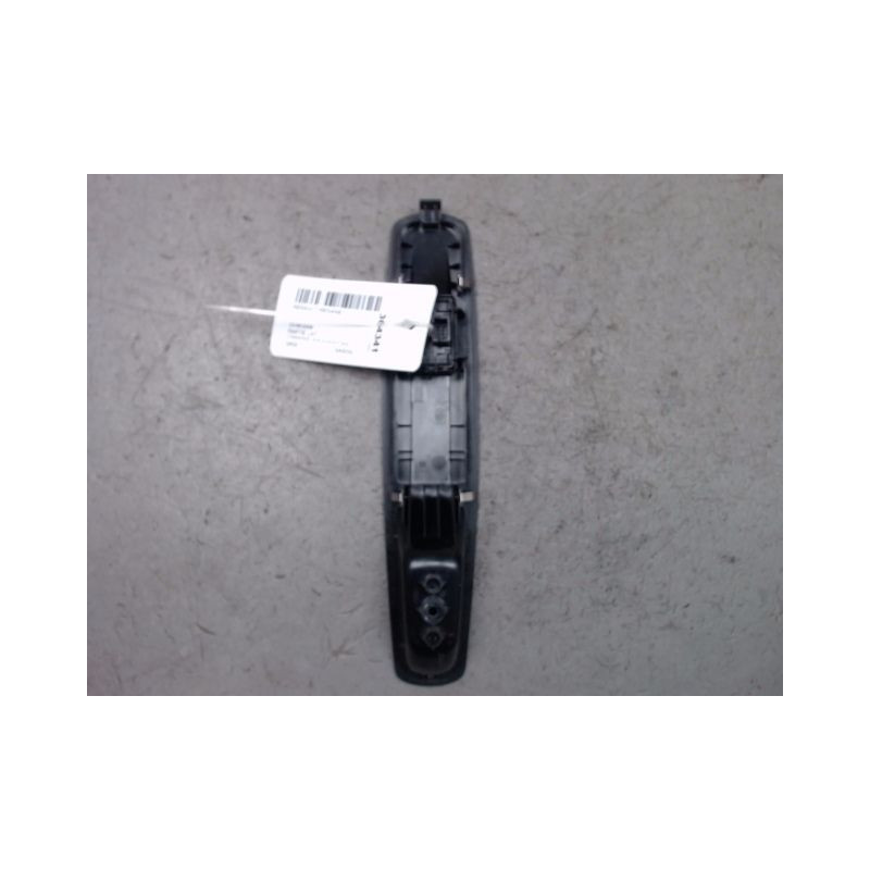 COMMANDE LEVE-GLACE PORTE AVD RENAULT MEGANE