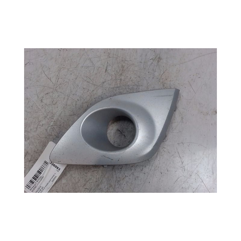 OBTURATEUR PHARE ADDITIONNEL PARE-CHOC AVG RENAULT SCENIC III 2009-