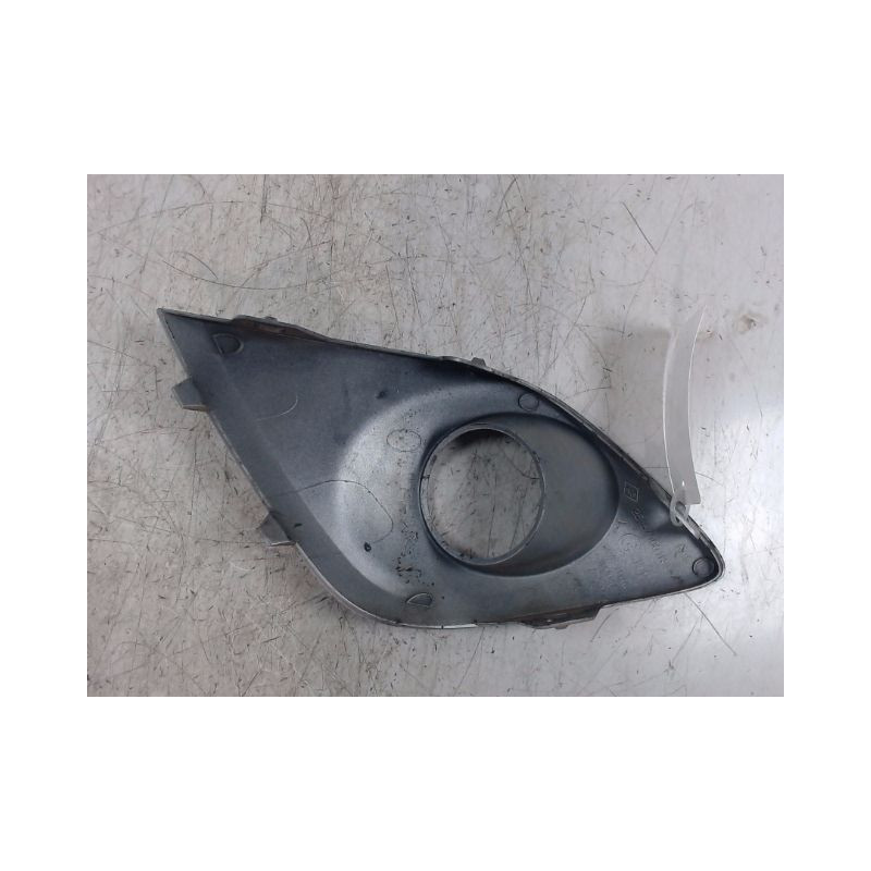OBTURATEUR PHARE ADDITIONNEL PARE-CHOC AVG RENAULT SCENIC III 2009-