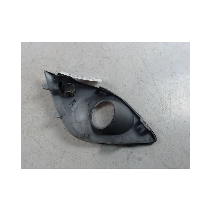 OBTURATEUR PHARE ADDITIONNEL PARE-CHOC AVG RENAULT SCENIC III 2009-