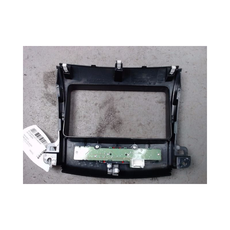 BOUTON DE WARNING MITSUBISHI OUTLANDER