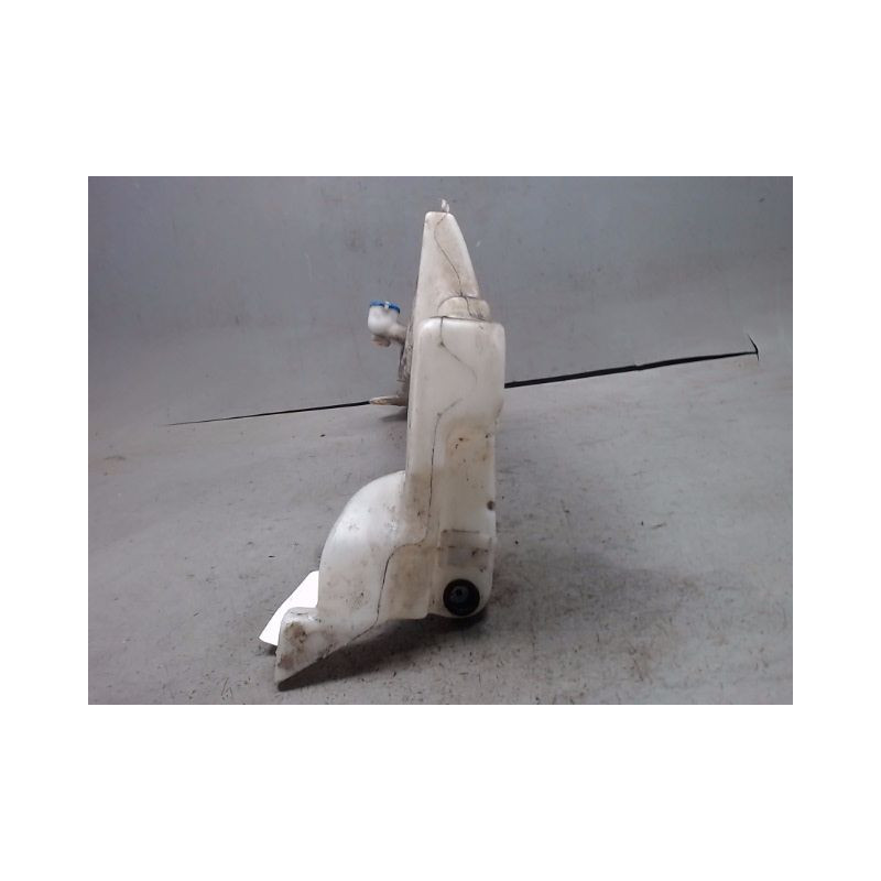 RESERVOIR LAVE-GLACE AVANT FORD FOCUS 2008-