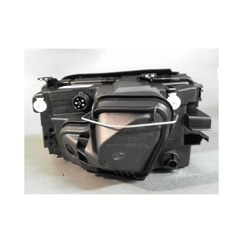 PHARE DROIT AUDI A6