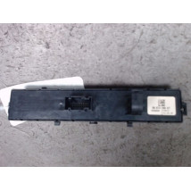 BOUTON DE WARNING PEUGEOT 3008 2009-