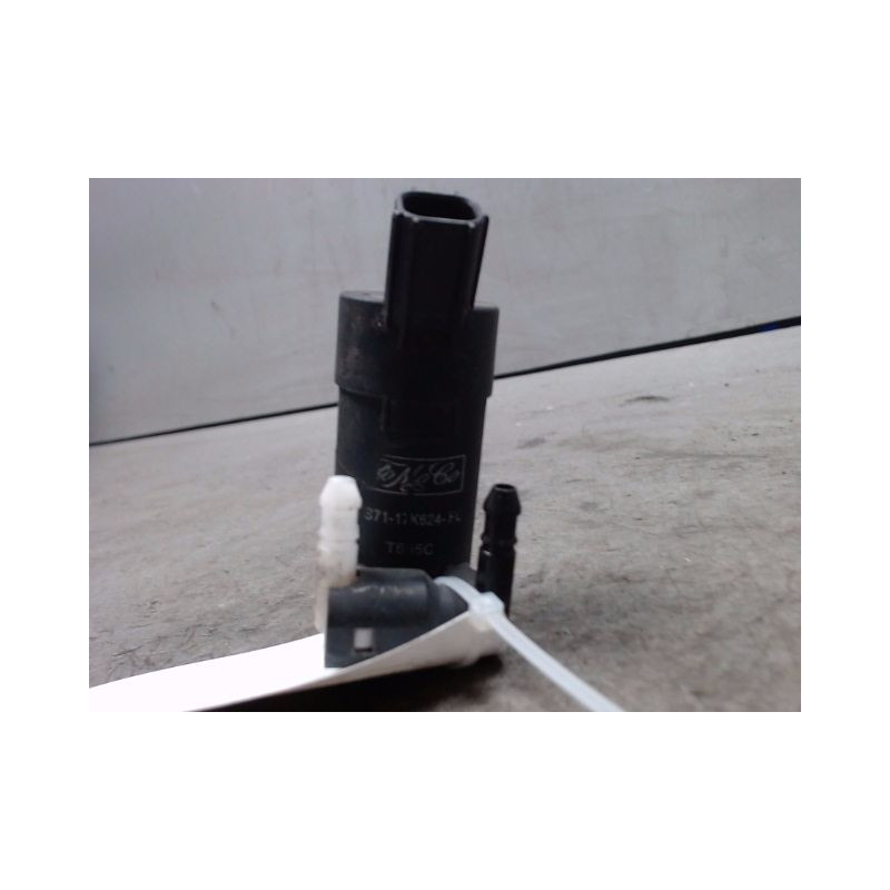 POMPE LAVE-GLACE AVANT FORD GALAXY 2006-