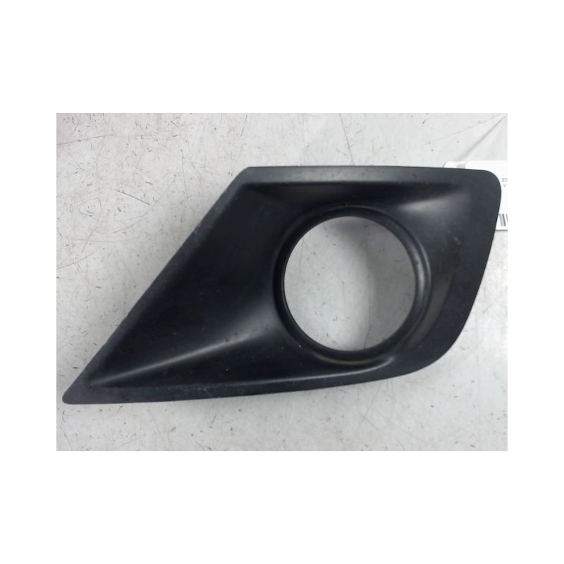 OBTURATEUR PHARE ADDITIONNEL PARE-CHOC AVG PEUGEOT 207 3P