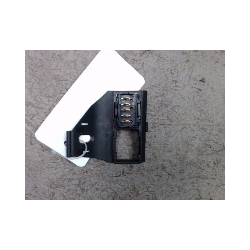 COMMANDE LEVE-GLACE PORTE AVD CITROEN XANTIA 97-2002