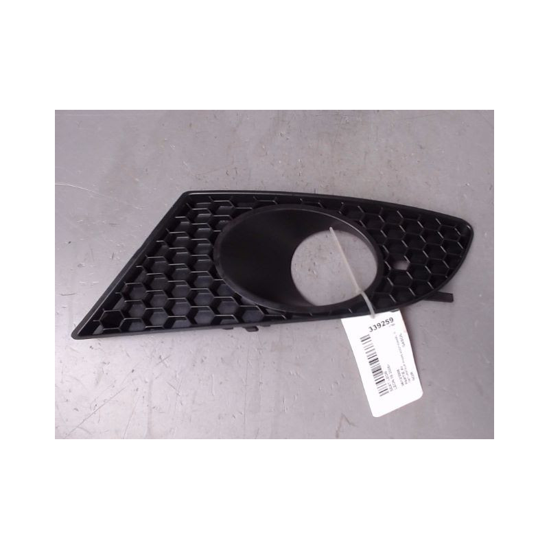 OBTURATEUR PHARE ADDITIONNEL PARE-CHOC AVG SEAT LEON 2005-
