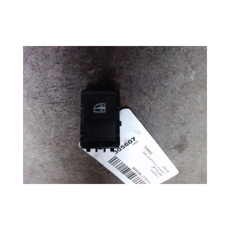 COMMANDE LEVE-GLACE PORTE AVD RENAULT MEGANE
