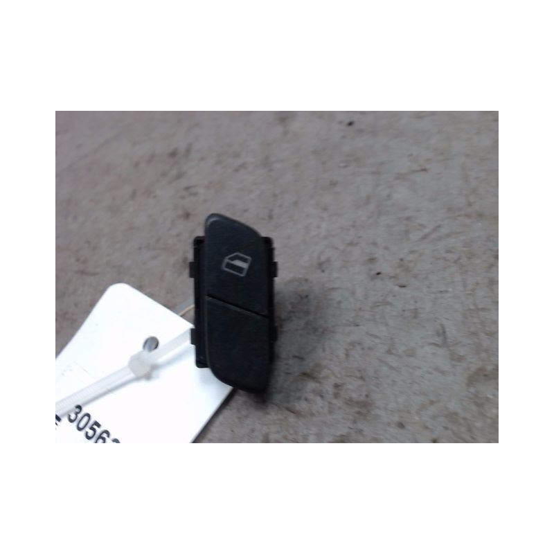 COMMANDE LEVE-GLACE PORTE AVD VOLKSWAGEN POLO 2005-