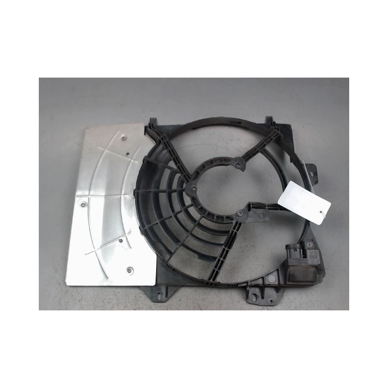 SUPPORT DE VENTILATEUR PEUGEOT 207 5P