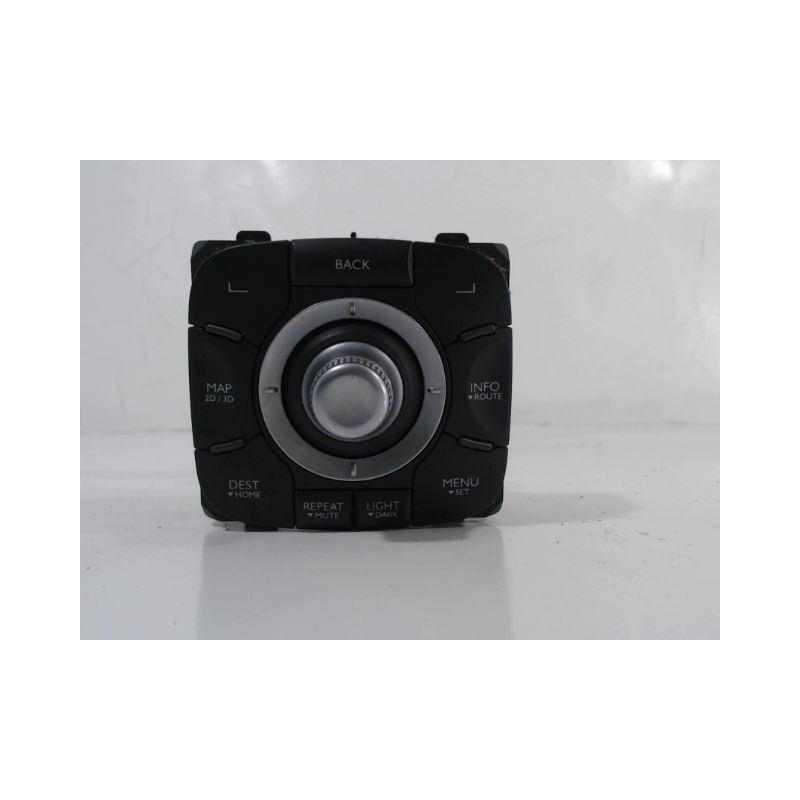 COMMANDE GPS RENAULT SCENIC III 2009-