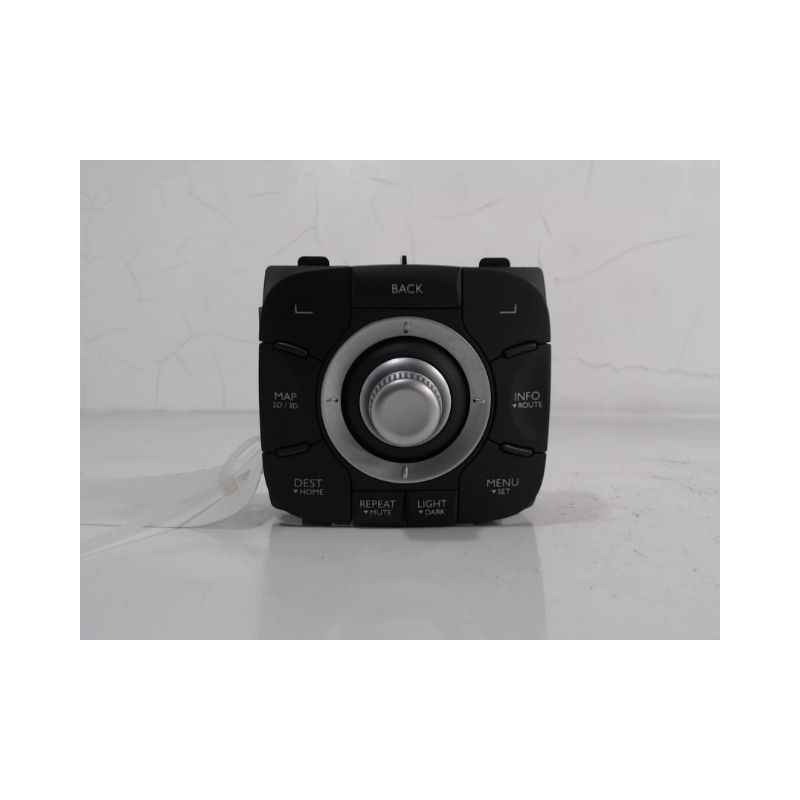 COMMANDE GPS RENAULT SCENIC III 2009-