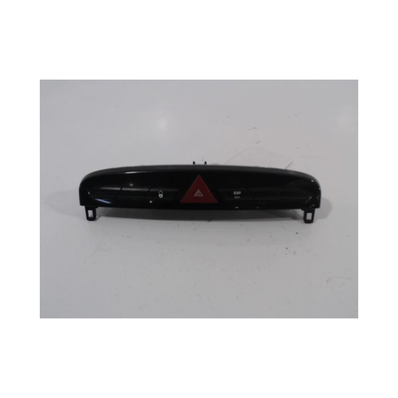 BOUTON DE WARNING PEUGEOT 308 2011-