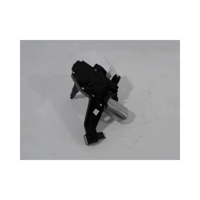 MOTEUR ESSUIE-GLACE ARRIERE PEUGEOT 207 3P