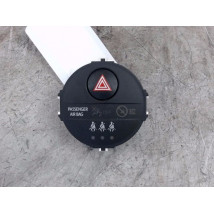 BOUTON DE WARNING TOYOTA YARIS