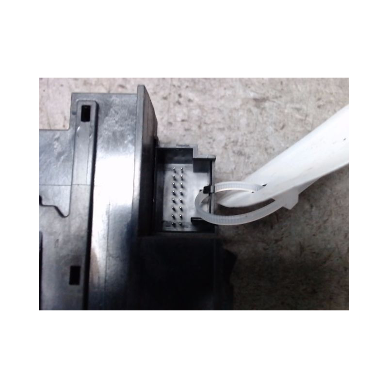 LECTEUR DE CARTE VOLKSWAGEN PASSAT 2005-