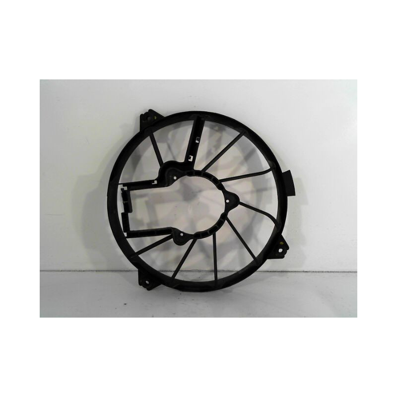 SUPPORT DE VENTILATEUR PEUGEOT 807