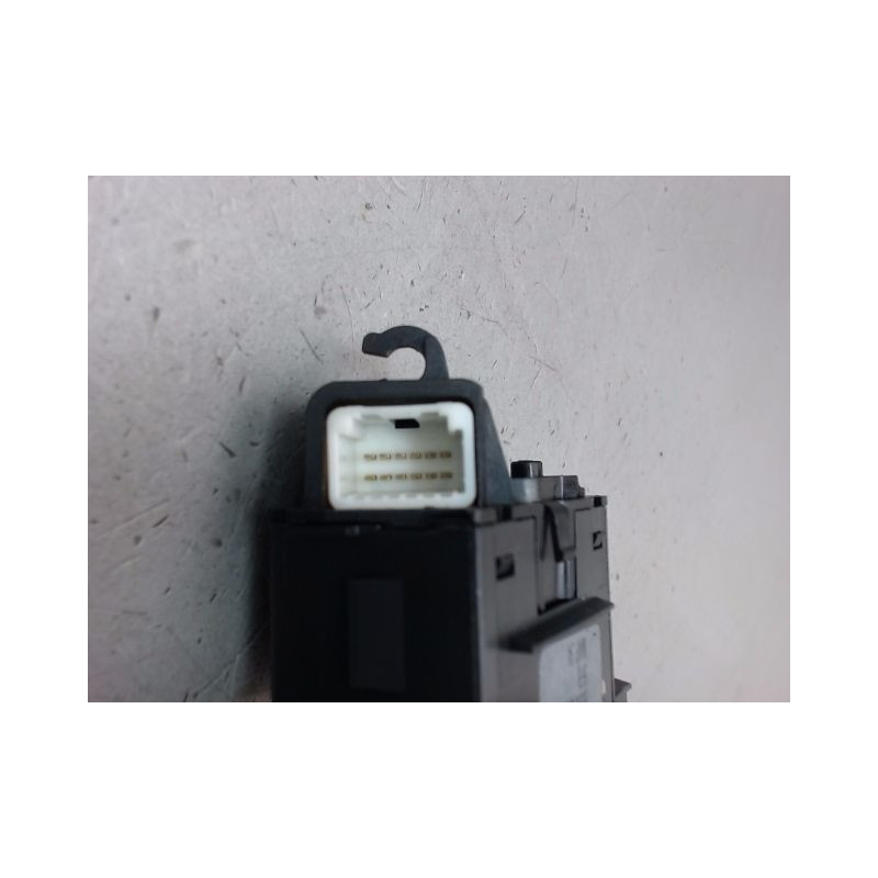COMMANDE REGULATEUR/LIMITATEUR VITESSE RENAULT SCENIC MONOSP. II Phase 2 2006-2009