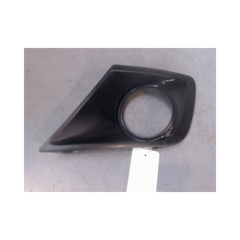 OBTURATEUR PHARE ADDITIONNEL PARE-CHOC AVG PEUGEOT 207 2009-