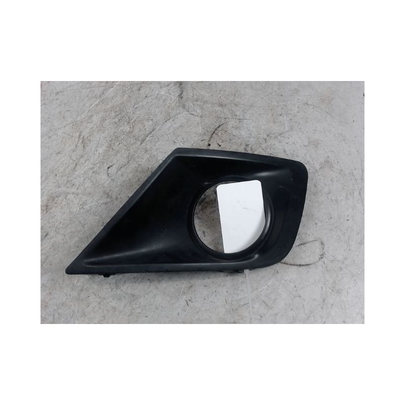 OBTURATEUR PHARE ADDITIONNEL PARE-CHOC AVG PEUGEOT 207 SW