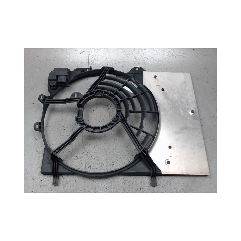 SUPPORT DE VENTILATEUR CITROEN C3 PICASSO 2008-