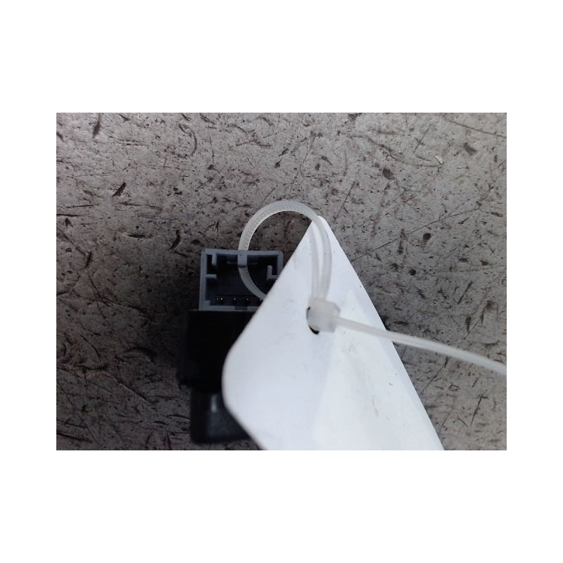 COMMANDE LEVE-GLACE PORTE AVD VOLKSWAGEN POLO 2005-
