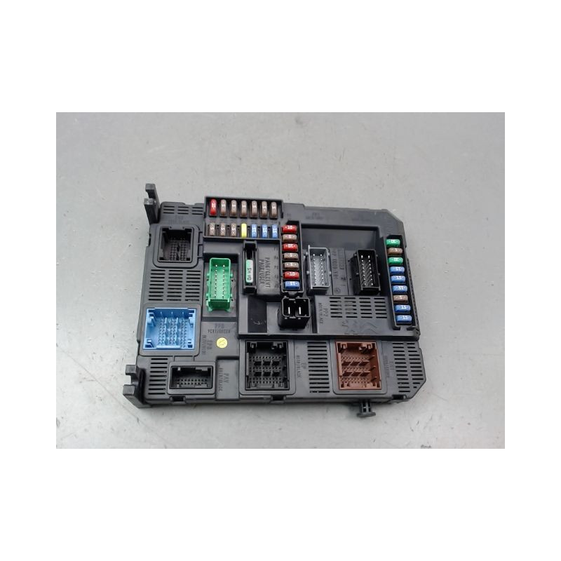 PLATINE FUSIBLE AVANT PEUGEOT 208 Phase 1 2012-...