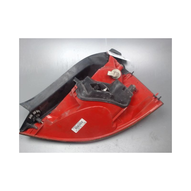FEU ARRIERE GAUCHE  RENAULT MEGANE II PH2 2006-