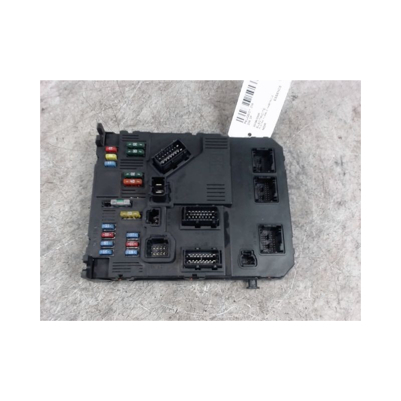 PLATINE FUSIBLE HABITACLE PEUGEOT 206 3P