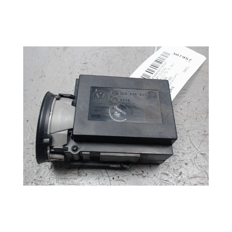 LECTEUR DE CARTE VOLKSWAGEN PASSAT 2005-
