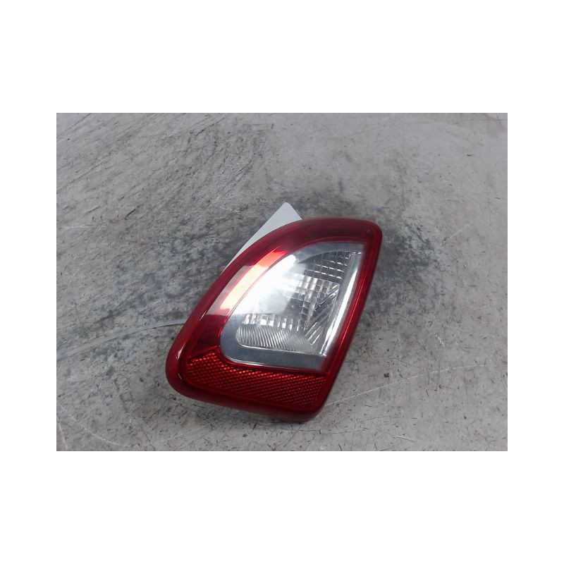 FEU ARRIERE INTERIEUR DROIT RENAULT TWINGO 2 2010-