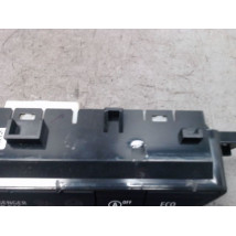 BOUTON DE WARNING DACIA SANDERO