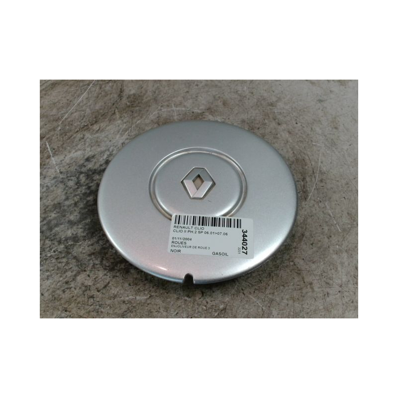 ENJOLIVEUR DE ROUE RENAULT CLIO II PH.2 01-06