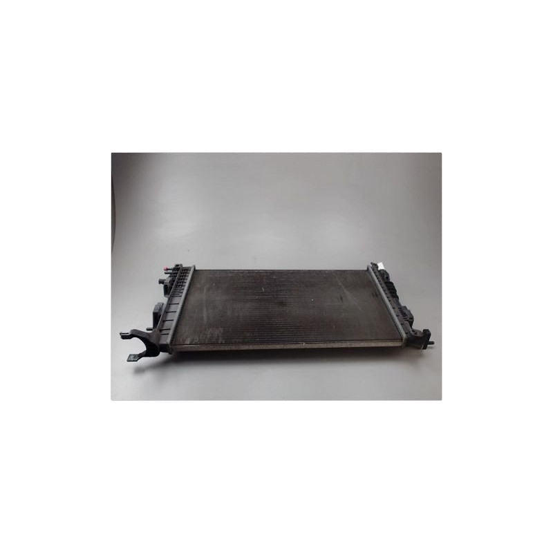 RADIATEUR RENAULT MEGANE
