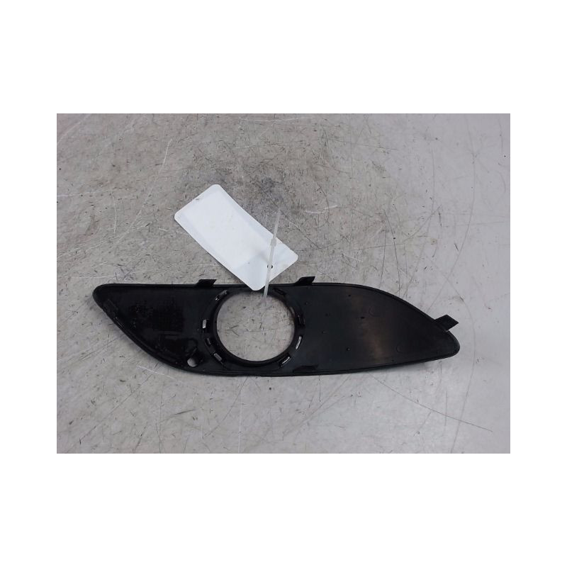 OBTURATEUR PHARE ADDITIONNEL PARE-CHOC AVG MERCEDES CLASSE B 05-08