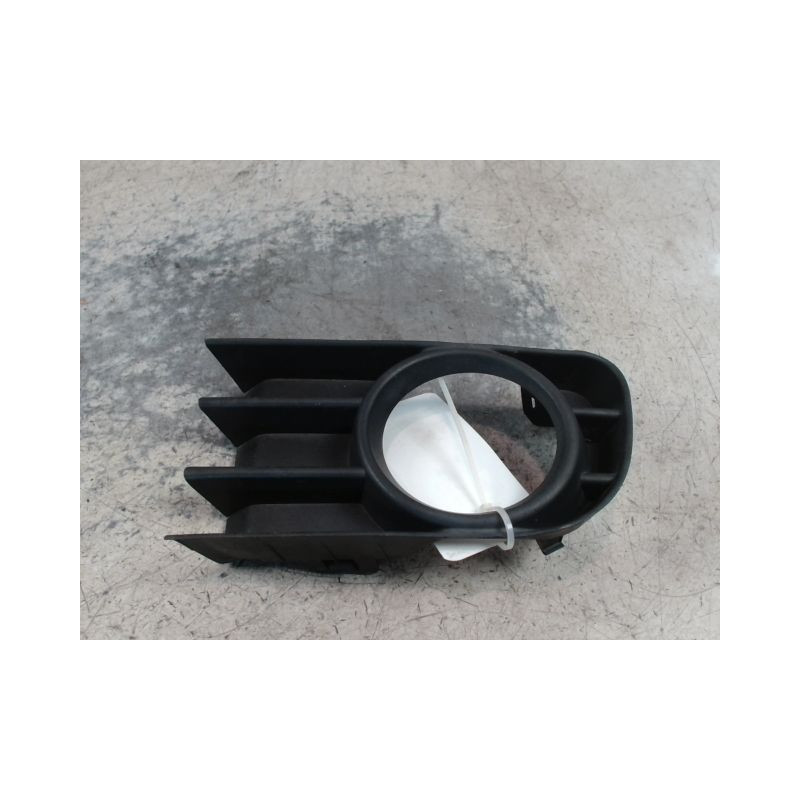 OBTURATEUR PHARE ADDITIONNEL PARE-CHOC AVG RENAULT MEGANE II PH1 02-05
