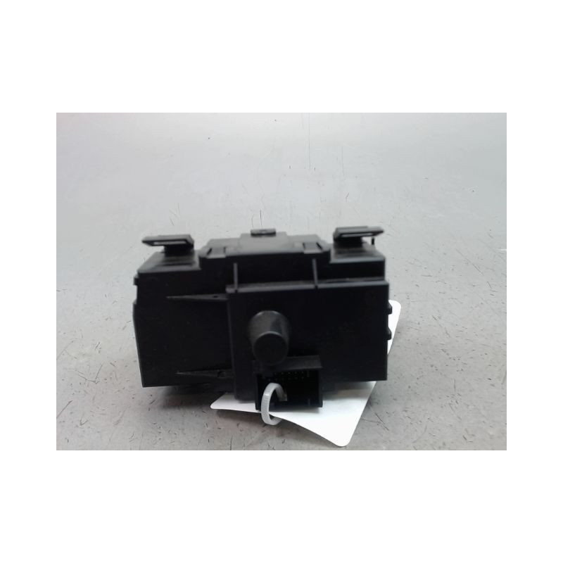 INTERIEUR COMMANDE PHARES BMW SERIE 1 I Phase 2 (E87) 2007-2011