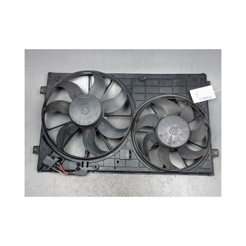 MOTEUR VENTILATEUR RADIATEUR VOLKSWAGEN SCIROCCO 2008-